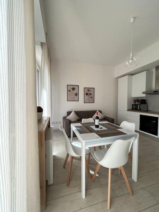 Dante Apartment By Florencehospitality Com מראה חיצוני תמונה